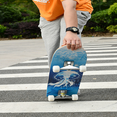 Van de de Legeringsverf van het douanealuminium van het de Steundek van de het Skateboardesdoorn het Houten Skateboard