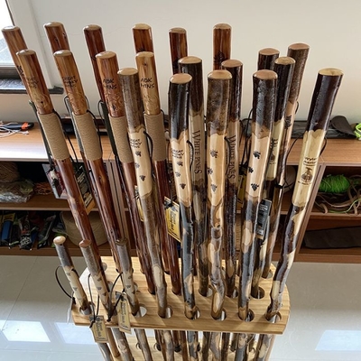 90x3cm Houten Lopend Cane Chinese Totem Carving